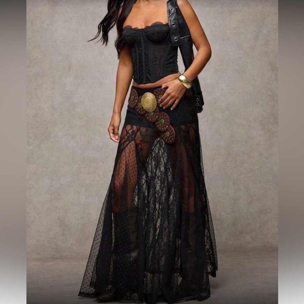 Elegant Black Lace Women Skirt - Picture 5 of 7